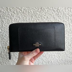 Coach Black/Gold Zipper Wallet